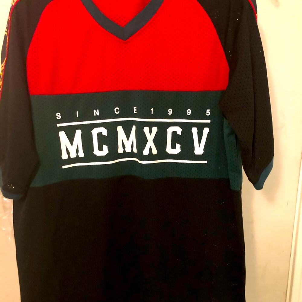 WT 02 styling Shirt sz Lg